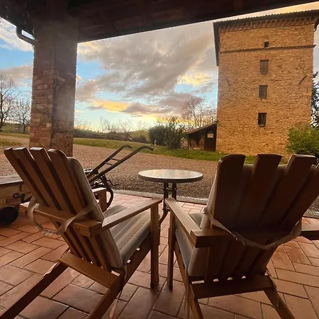 בית חווה Antica Torre סלסומאג'יורה טרמה